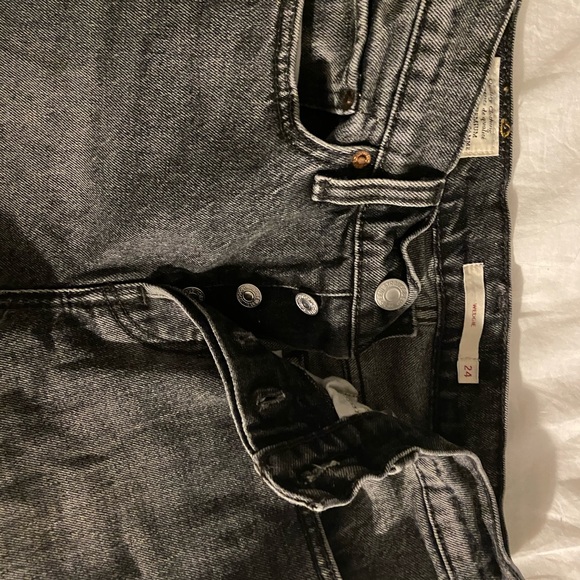 Levi’s Wedgie Jeans - Picture 4 of 6